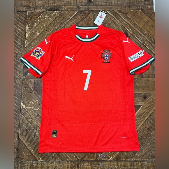 Ronaldo Portugal #7 2025 Home Jersey - Picture 1 of 2